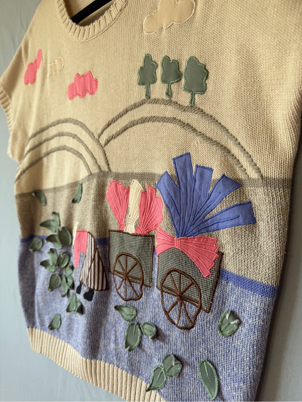 Vintage Garey Petites Womens Sweater M Cream Grandmacore Embroidery Short Sleeve - Picture 4 of 6